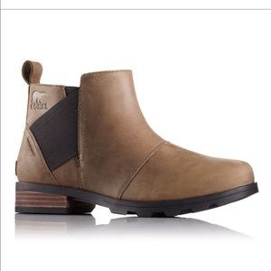 Sorel Emilie Chelsea NWT 7.5